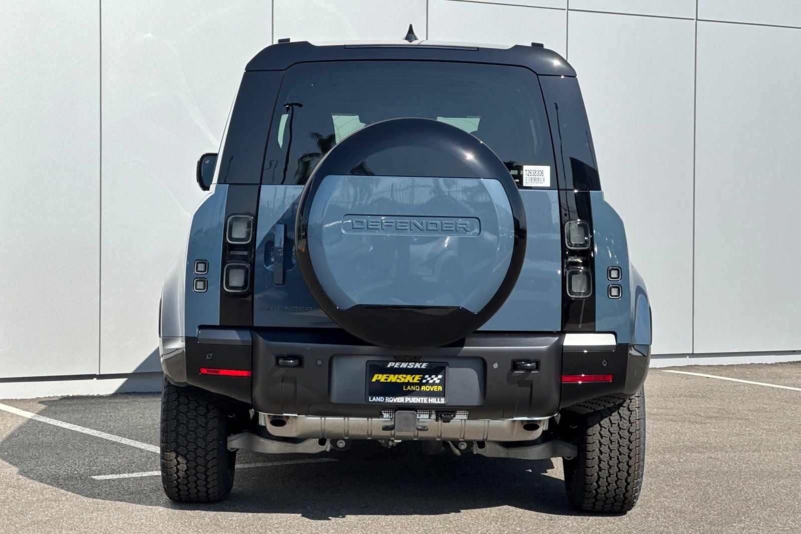 2026 Land Rover Defender 110 X-Dynamic SE