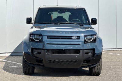 2026 Land Rover Defender 110 X-Dynamic SE