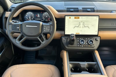 2026 Land Rover Defender 110 X-Dynamic SE
