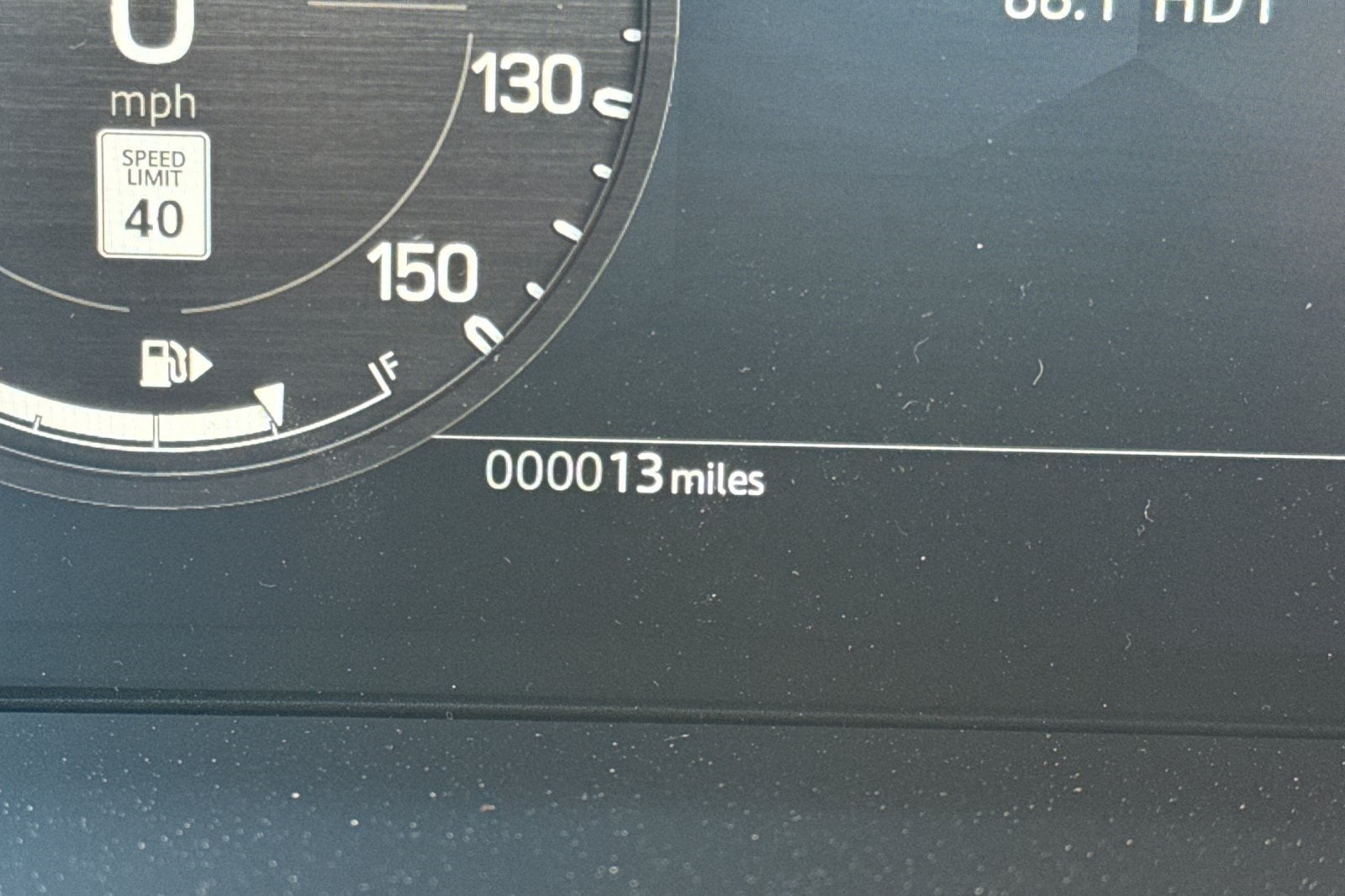 2026 Land Rover Defender 110 X-Dynamic SE