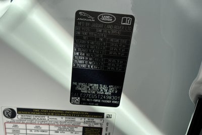 2026 Land Rover Defender 110 X-Dynamic SE