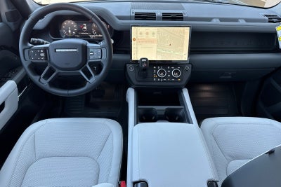 2026 Land Rover Defender 110 X-Dynamic SE