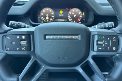 2026 Land Rover Defender 110 X-Dynamic SE
