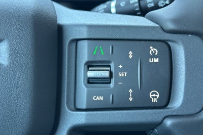 2026 Land Rover Defender 110 X-Dynamic SE