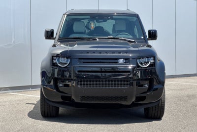 2026 Land Rover Defender 110 X-Dynamic SE