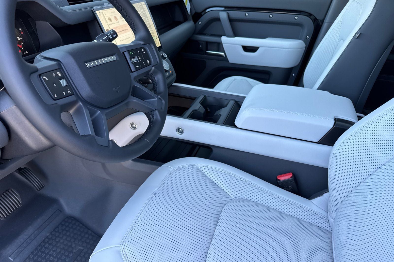 2026 Land Rover Defender 110 X-Dynamic SE