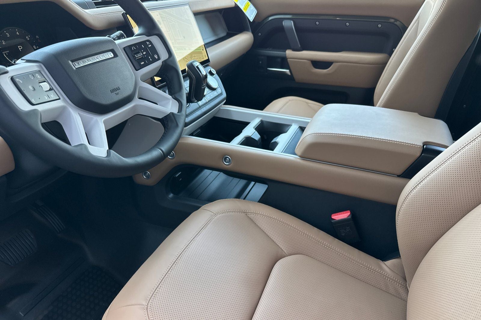 2026 Land Rover Defender 110 X-Dynamic SE