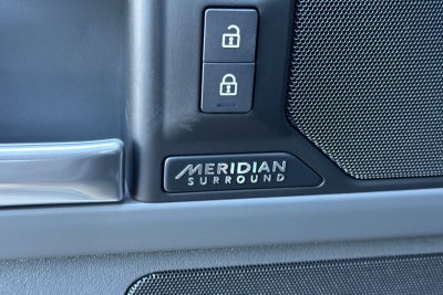 2026 Land Rover Defender 110 X-Dynamic SE