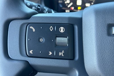 2026 Land Rover Defender 110 X-Dynamic SE