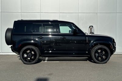 2026 Land Rover Defender 110 X-Dynamic SE