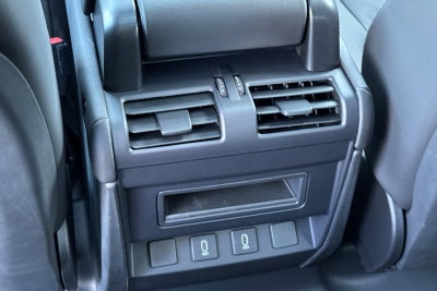 2026 Land Rover Defender 110 X-Dynamic SE