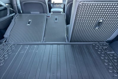 2026 Land Rover Defender 110 X-Dynamic SE