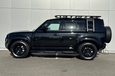 2026 Land Rover Defender 110 X-Dynamic SE