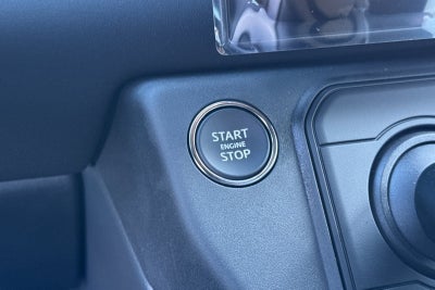 2026 Land Rover Defender 110 X-Dynamic SE