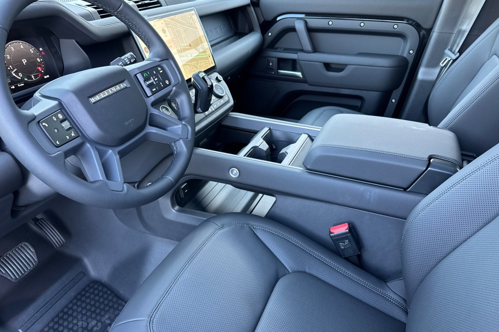 2026 Land Rover Defender 110 X-Dynamic SE
