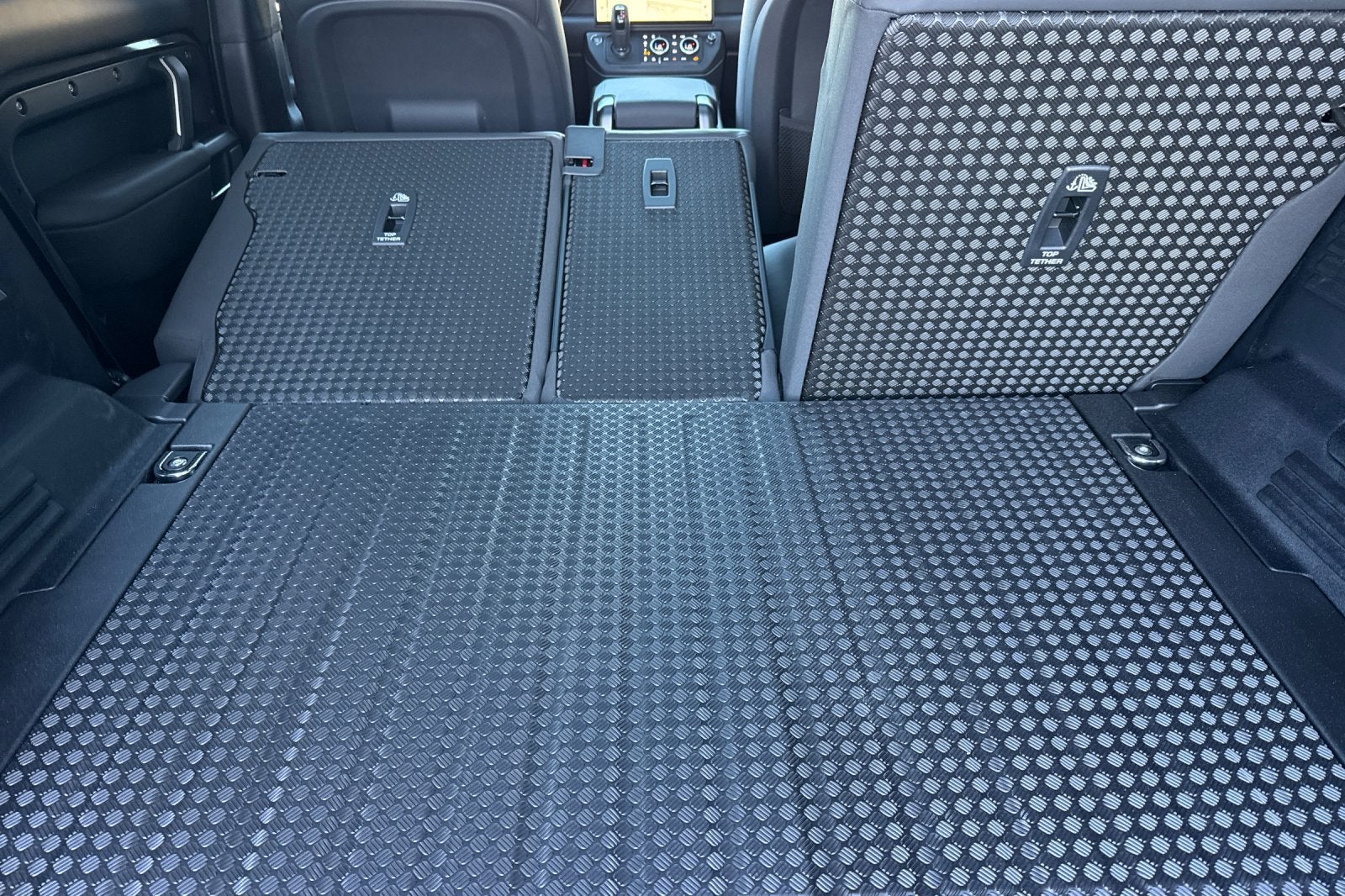 2026 Land Rover Defender 110 X-Dynamic SE