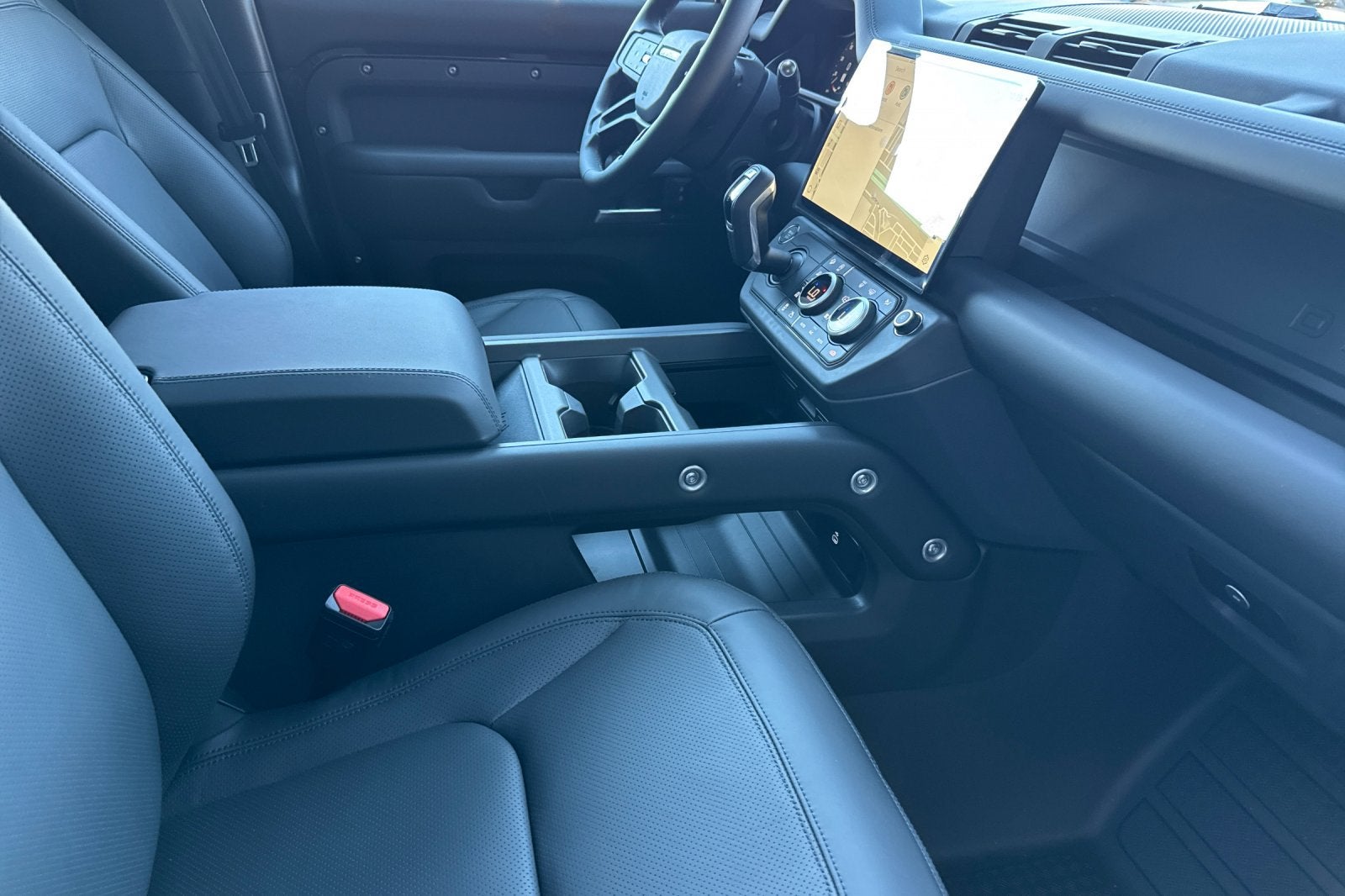 2026 Land Rover Defender 110 X-Dynamic SE