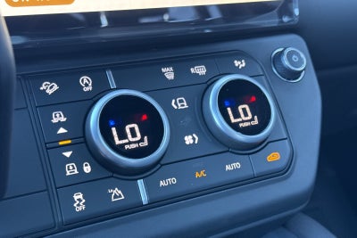 2026 Land Rover Defender 110 X-Dynamic SE