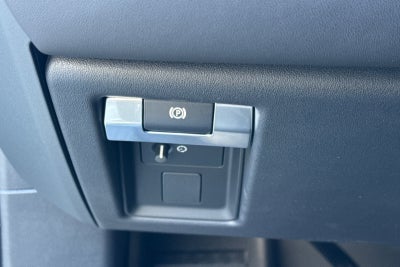2026 Land Rover Defender 110 X-Dynamic SE