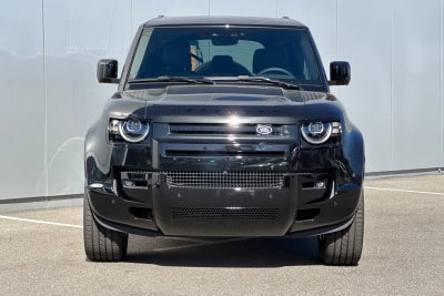 2026 Land Rover Defender 110 X-Dynamic SE
