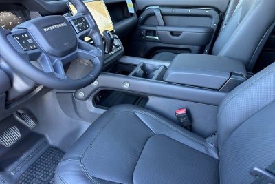 2026 Land Rover Defender 110 X-Dynamic SE