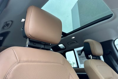 2026 Land Rover Defender 110 X-Dynamic SE