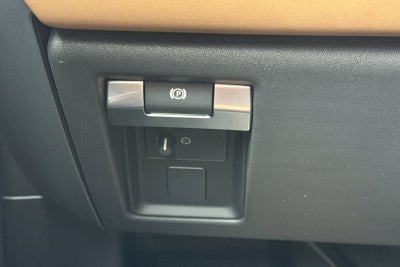 2026 Land Rover Defender 110 X-Dynamic SE