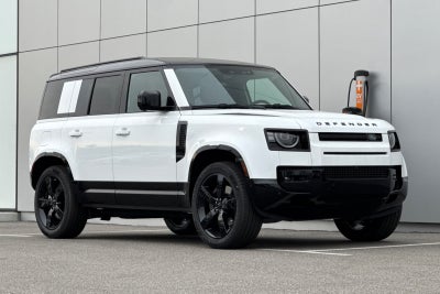 2026 Land Rover Defender 110 X-Dynamic SE
