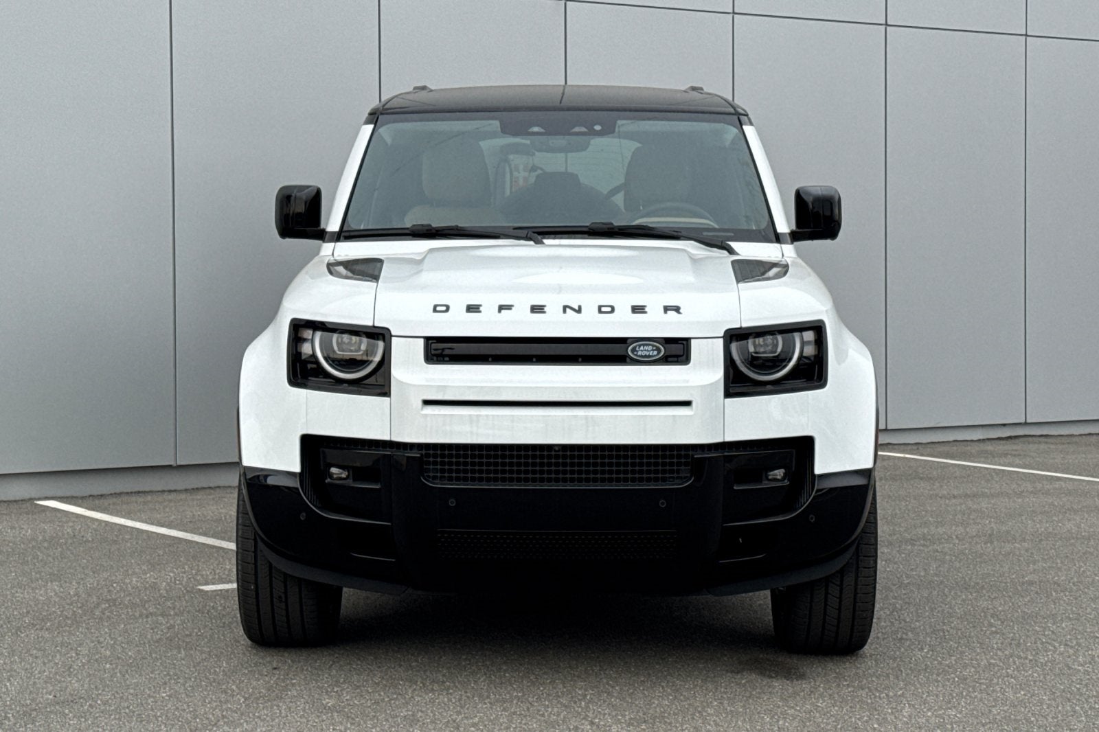 2026 Land Rover Defender 110 X-Dynamic SE