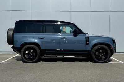 2026 Land Rover Defender 110 X-Dynamic SE