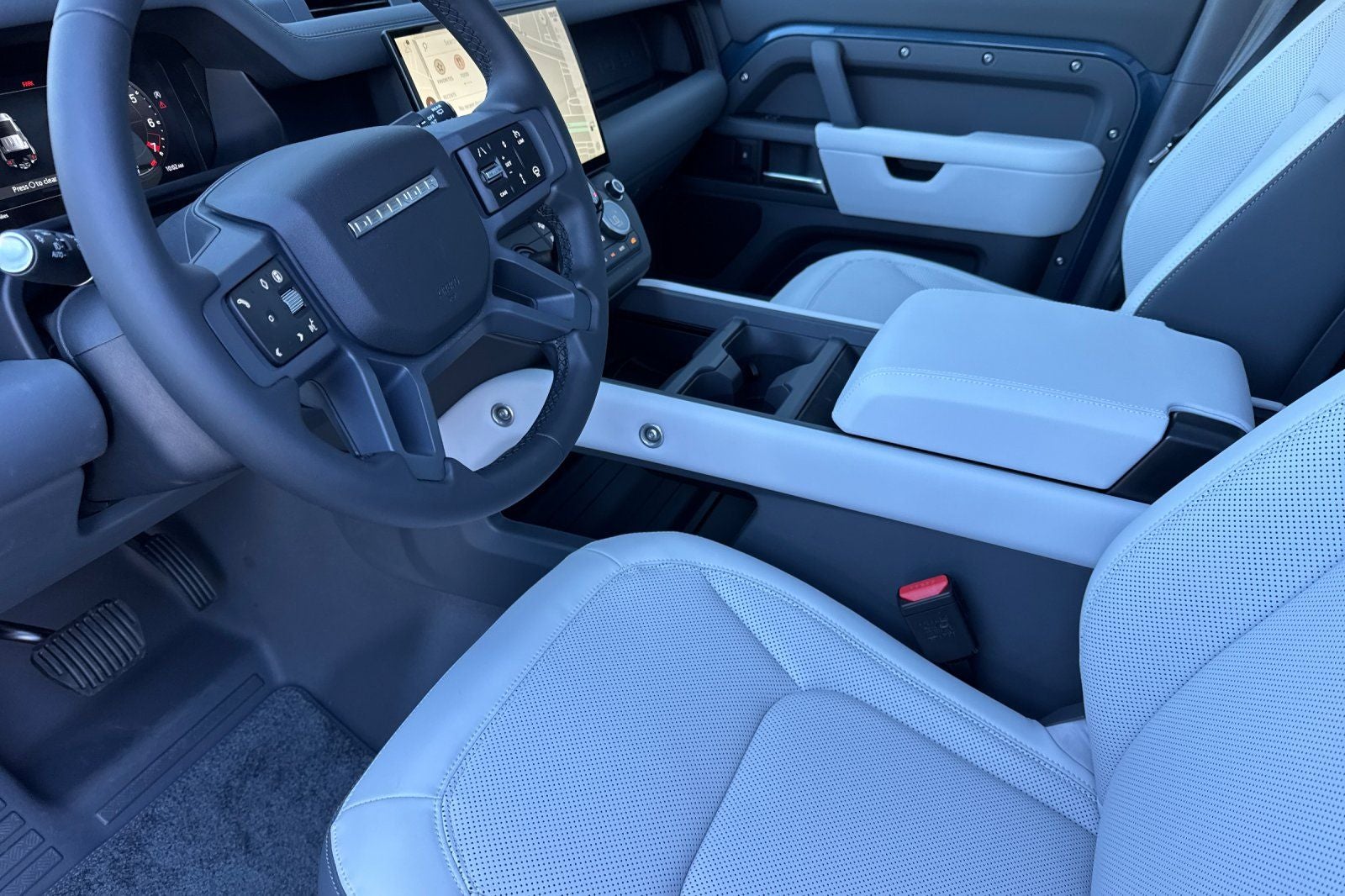 2026 Land Rover Defender 110 X-Dynamic SE