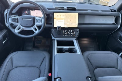2026 Land Rover Defender 110 X-Dynamic SE