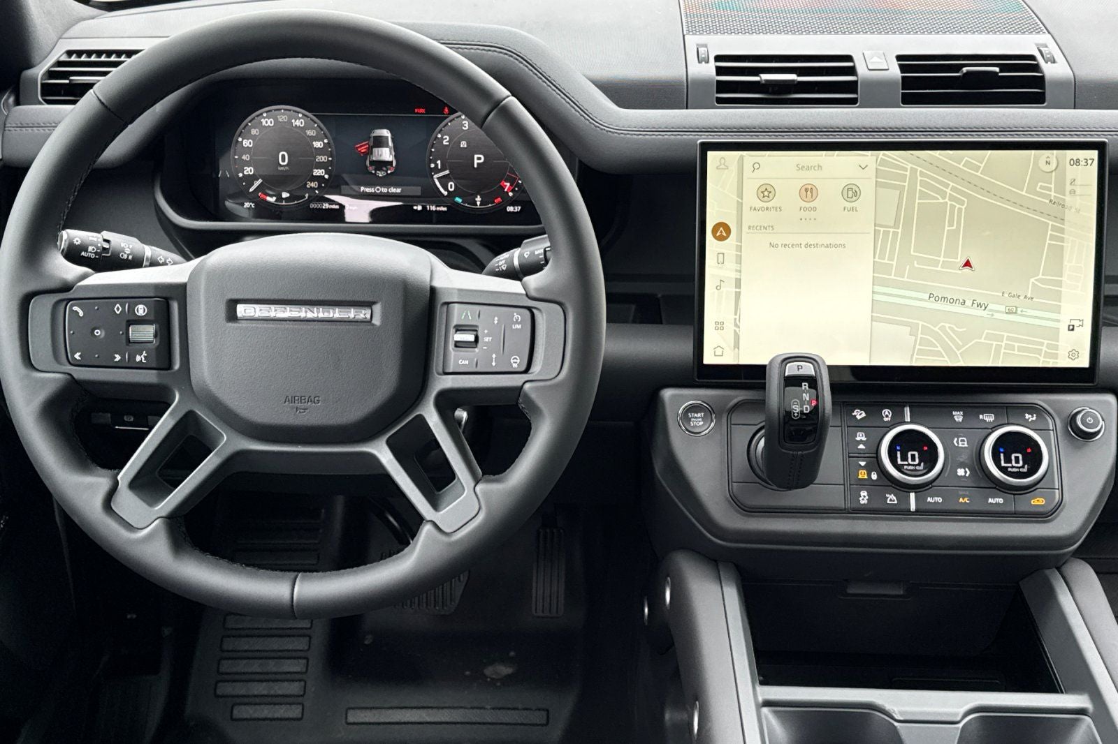2026 Land Rover Defender 110 X-Dynamic SE