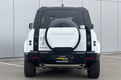 2026 Land Rover Defender 110 X-Dynamic SE