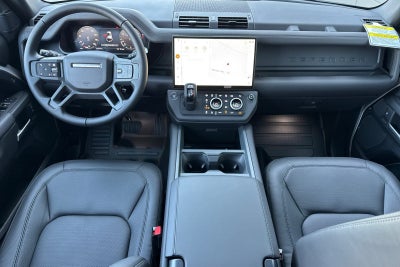 2026 Land Rover Defender 110 X-Dynamic SE