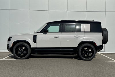 2026 Land Rover Defender 110 X-Dynamic SE
