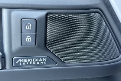 2026 Land Rover Defender 110 X-Dynamic SE