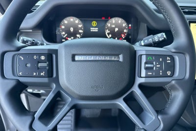 2026 Land Rover Defender 110 X-Dynamic SE