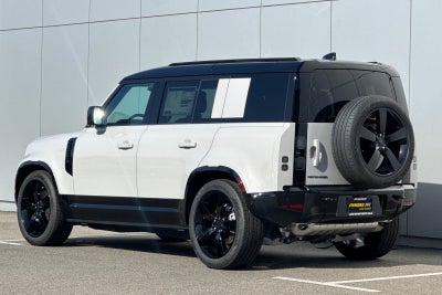 2026 Land Rover Defender 110 X-Dynamic SE
