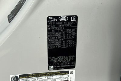 2026 Land Rover Defender 110 X-Dynamic SE