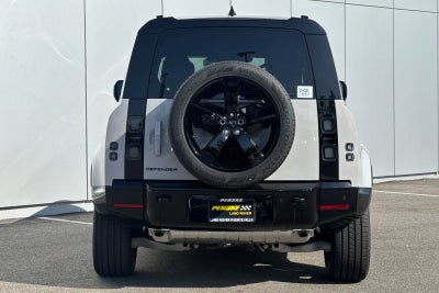 2026 Land Rover Defender 110 X-Dynamic SE