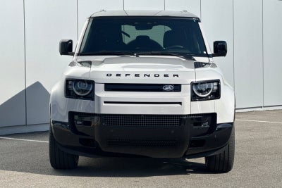 2026 Land Rover Defender 110 X-Dynamic SE
