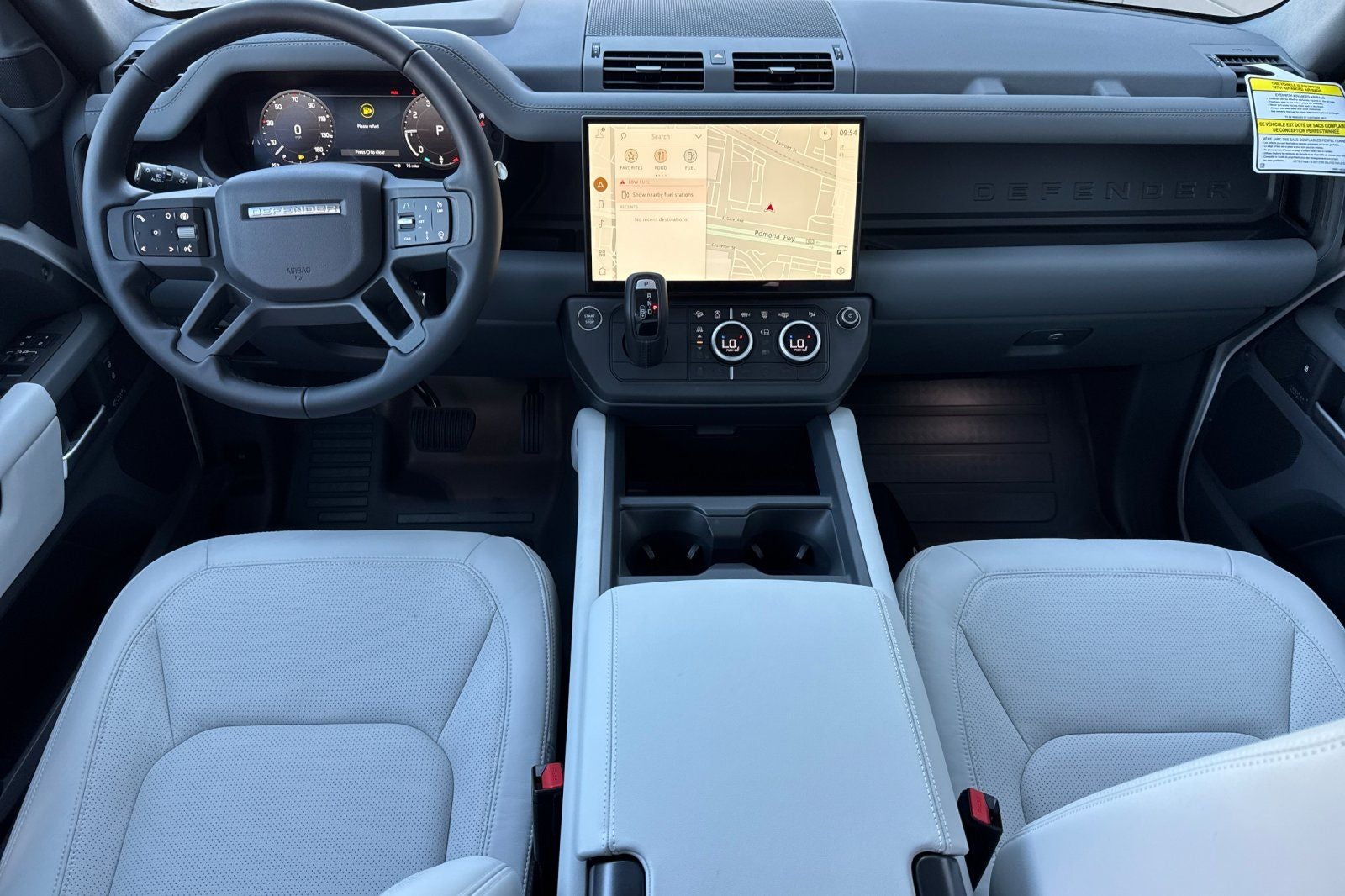 2026 Land Rover Defender 110 X-Dynamic SE
