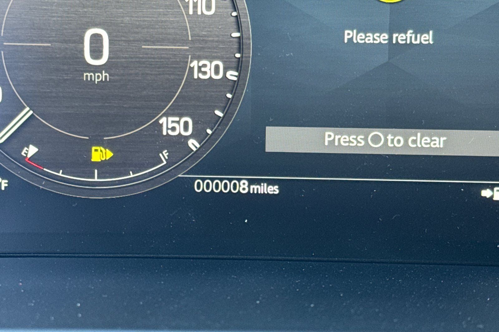 2026 Land Rover Defender 110 X-Dynamic SE