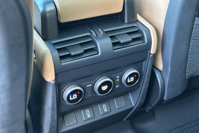 2026 Land Rover Defender 110 X-Dynamic SE