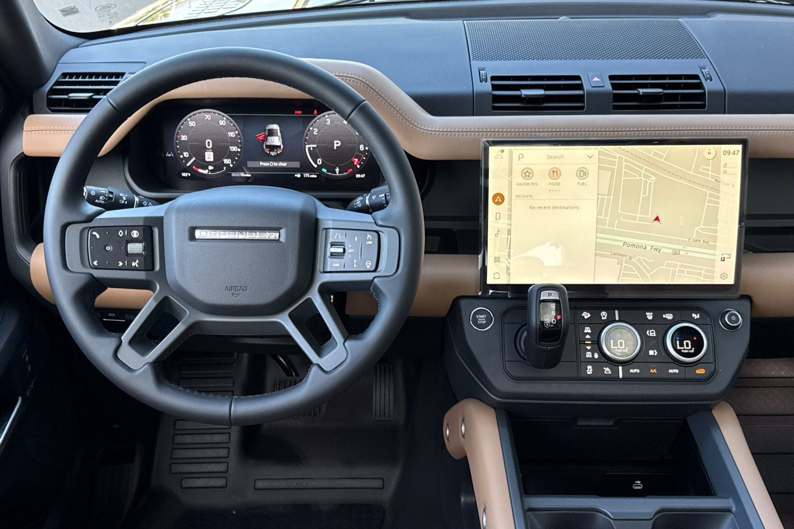 2026 Land Rover Defender 110 X-Dynamic SE