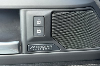 2026 Land Rover Defender 110 X-Dynamic SE