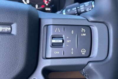 2026 Land Rover Defender 110 X-Dynamic SE