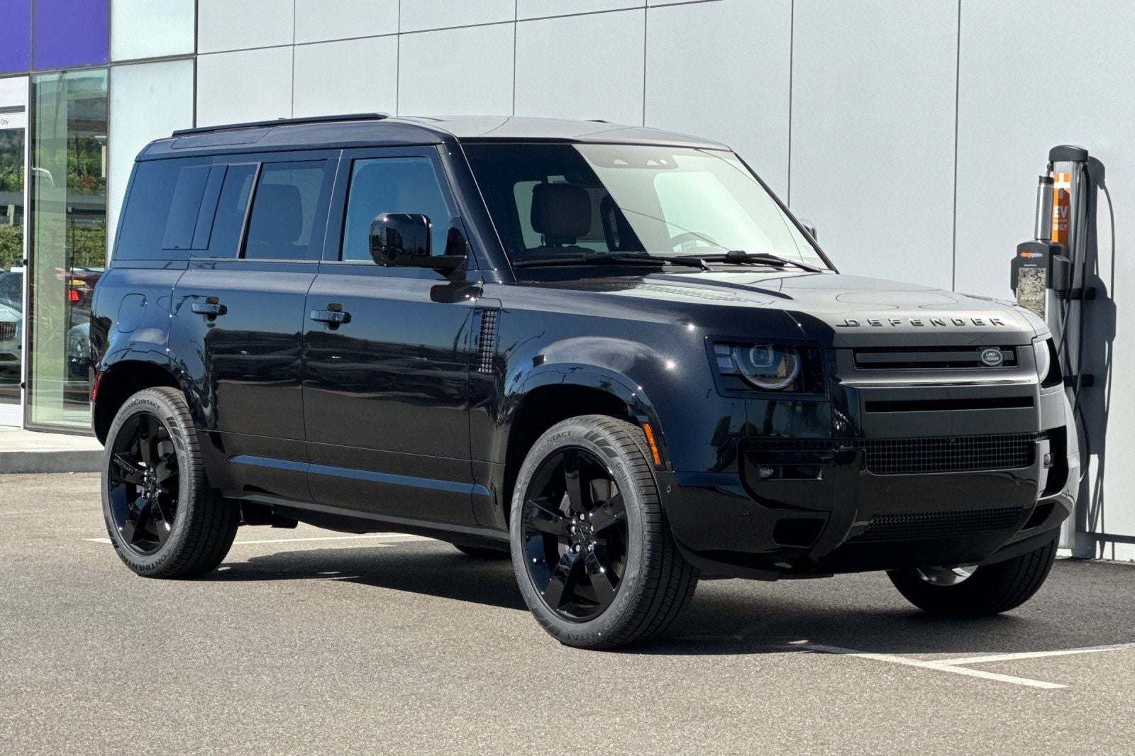 2026 Land Rover Defender 110 X-Dynamic SE
