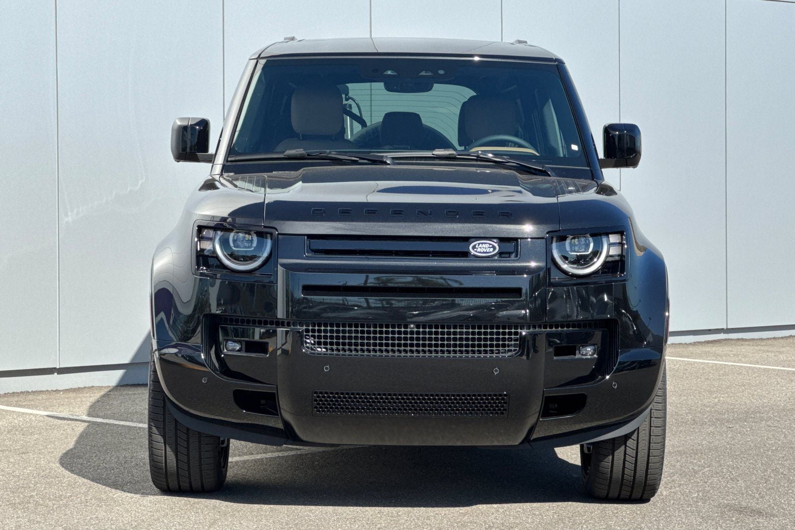 2026 Land Rover Defender 110 X-Dynamic SE